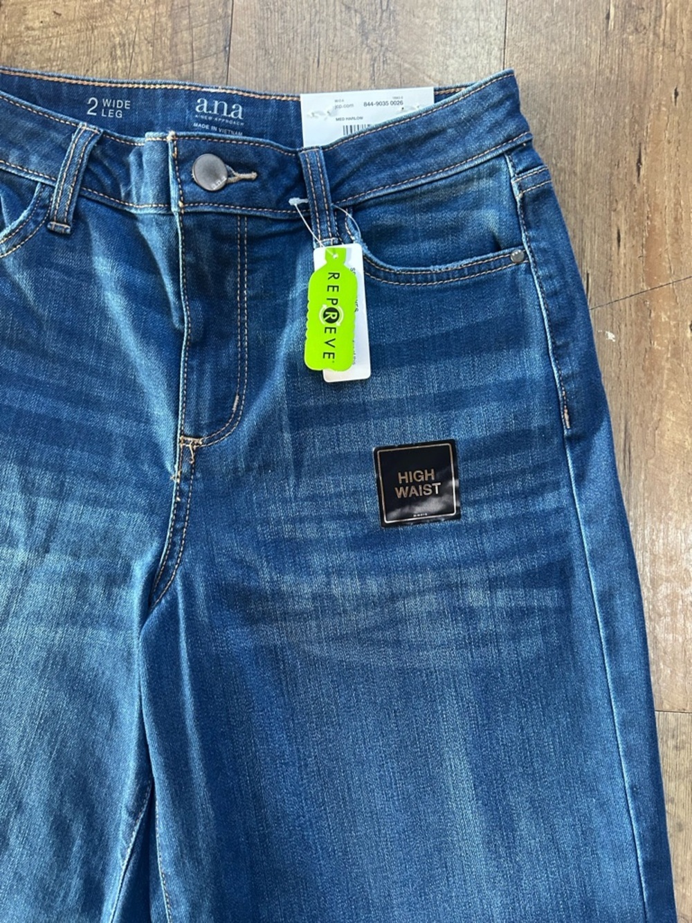 a.n.a High Rise Wide Leg Jeans Size 2 NWT Medium Wash Raw Hem - Picture 6 of 15